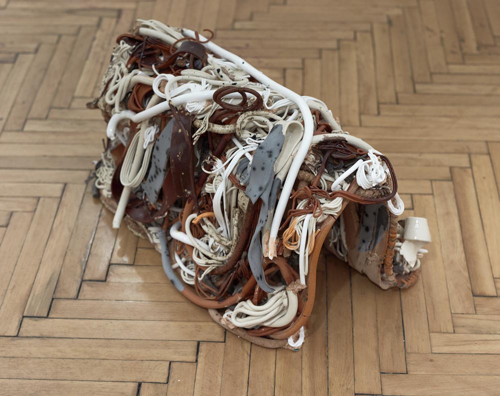 GLOBAL CRISES, LOCAL RELATIONSHIPS — Group exhibition at Easttopics, Budapest