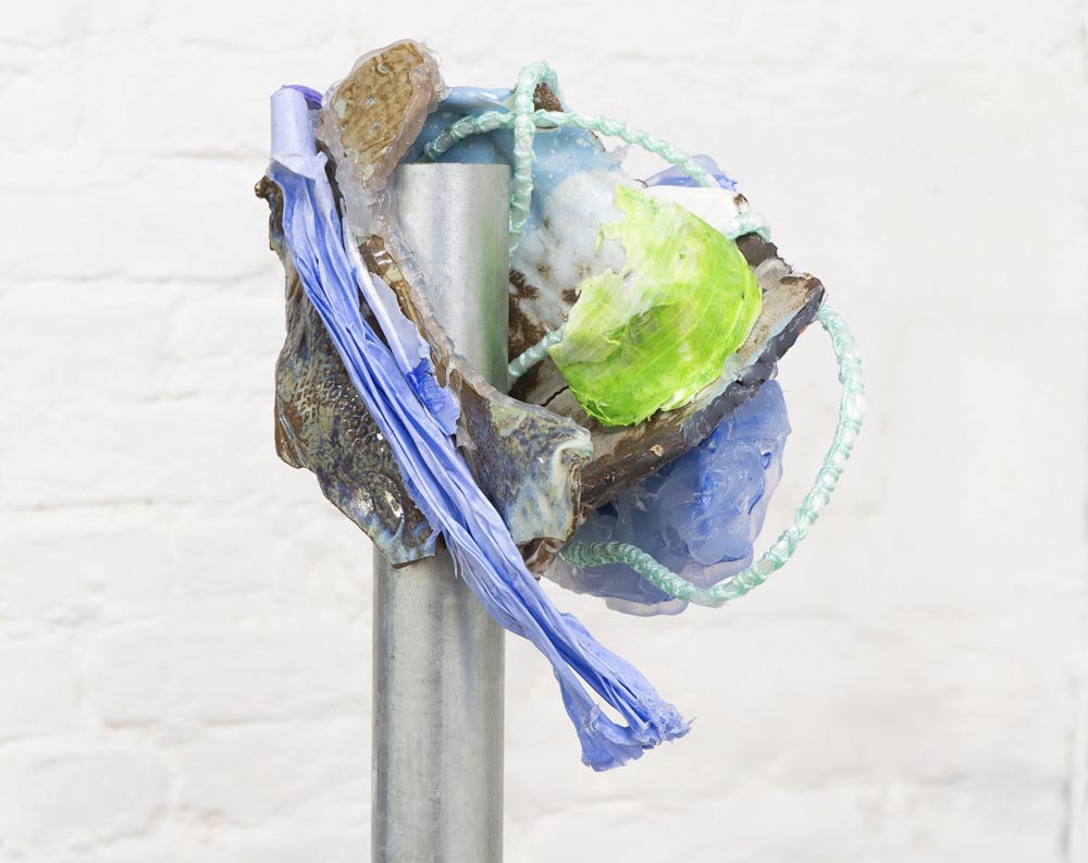IN MATERIAL WORLDS — Rocco Ruglio-Misurel at D Z I A L D O V, Berlin