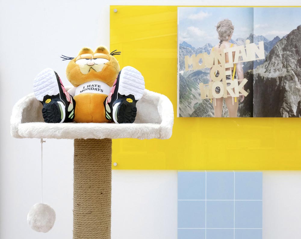 NEW BEASTS OF BURDEN — Group exhibition at LOW Gallery, Riga, Latvia