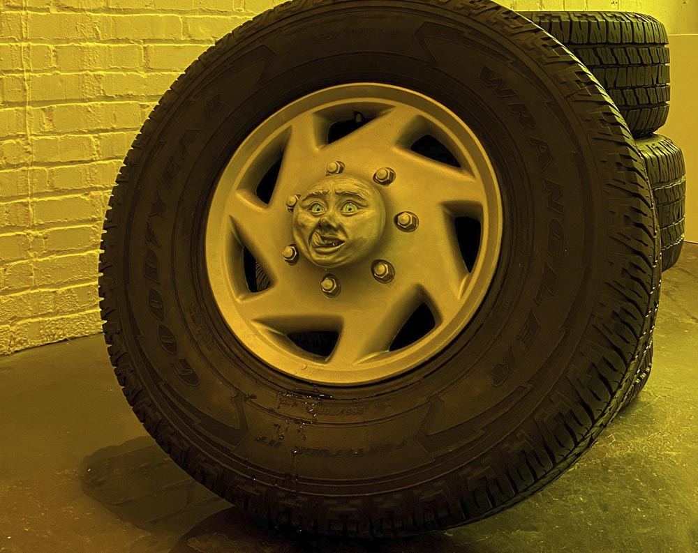 IN PRAISE OF FOLLY — Jonathan Santoro at PEEP, Philadelphia OFLUXO