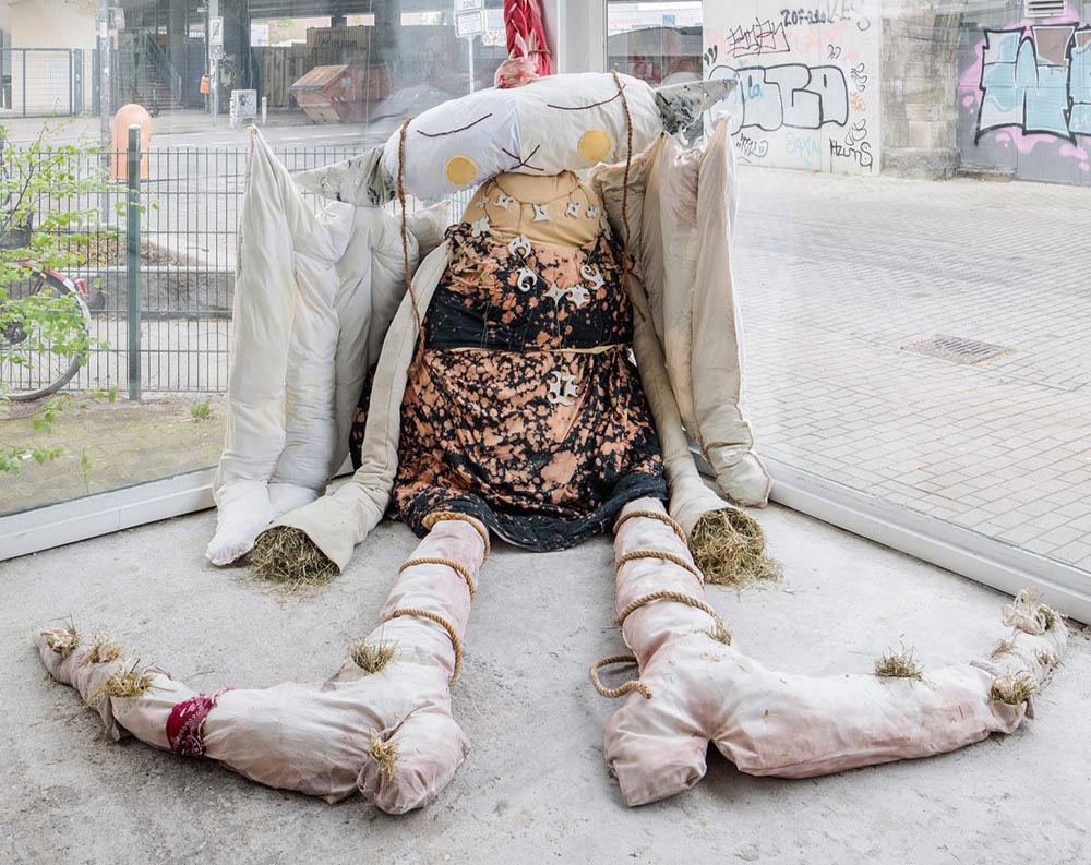 MEADOW’S SISTERS — Group show at Spoiler Aktionsraum, Berlin