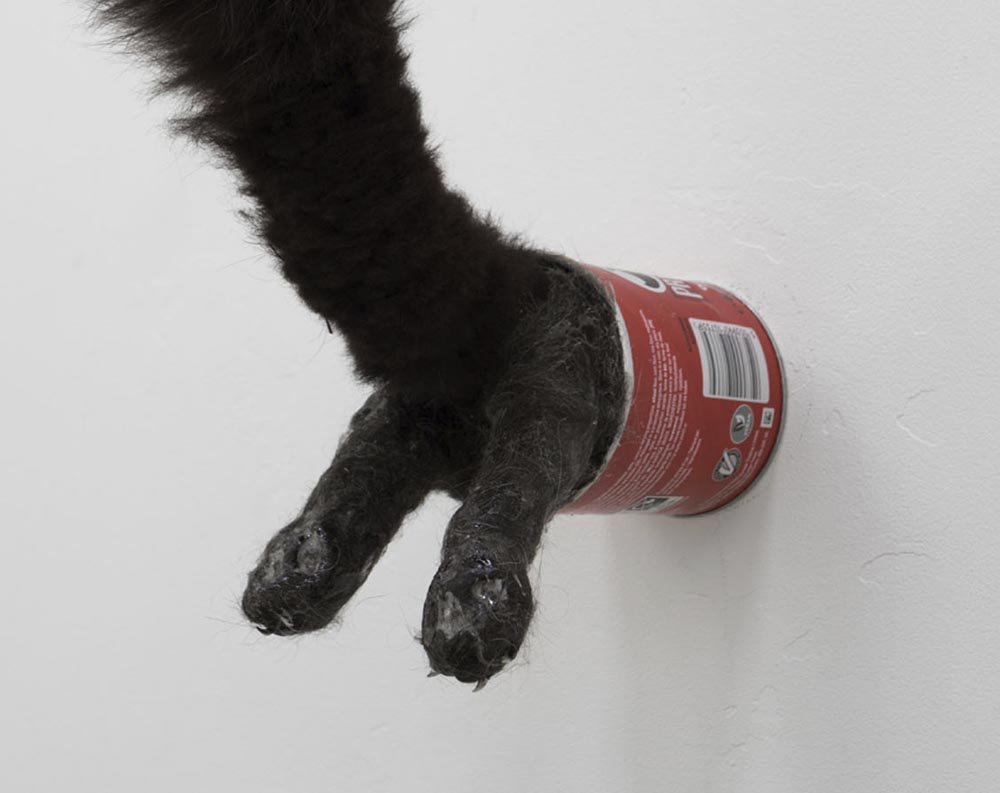 EYECATCHER — Vanya Venmer at DEVYATNADTSAT Gallery, Moscow