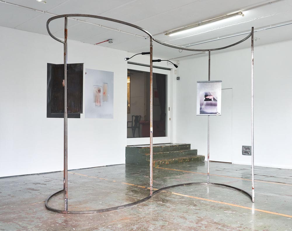 * PINCH * TO ZOOM — Elli Antoniou and Beatrice Vorster Generation & Display, London