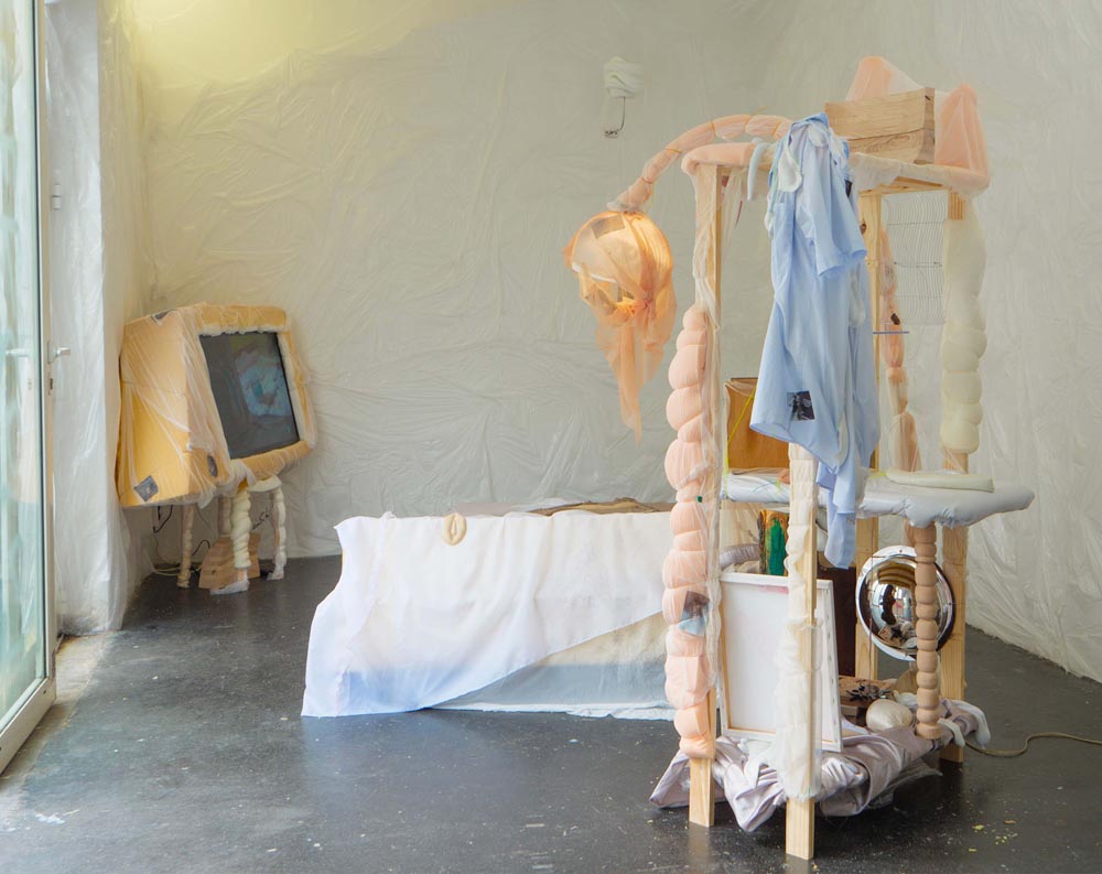 AVOUX QUI M’ETEX CHERX — Juthier Camille at Glassbox, Paris