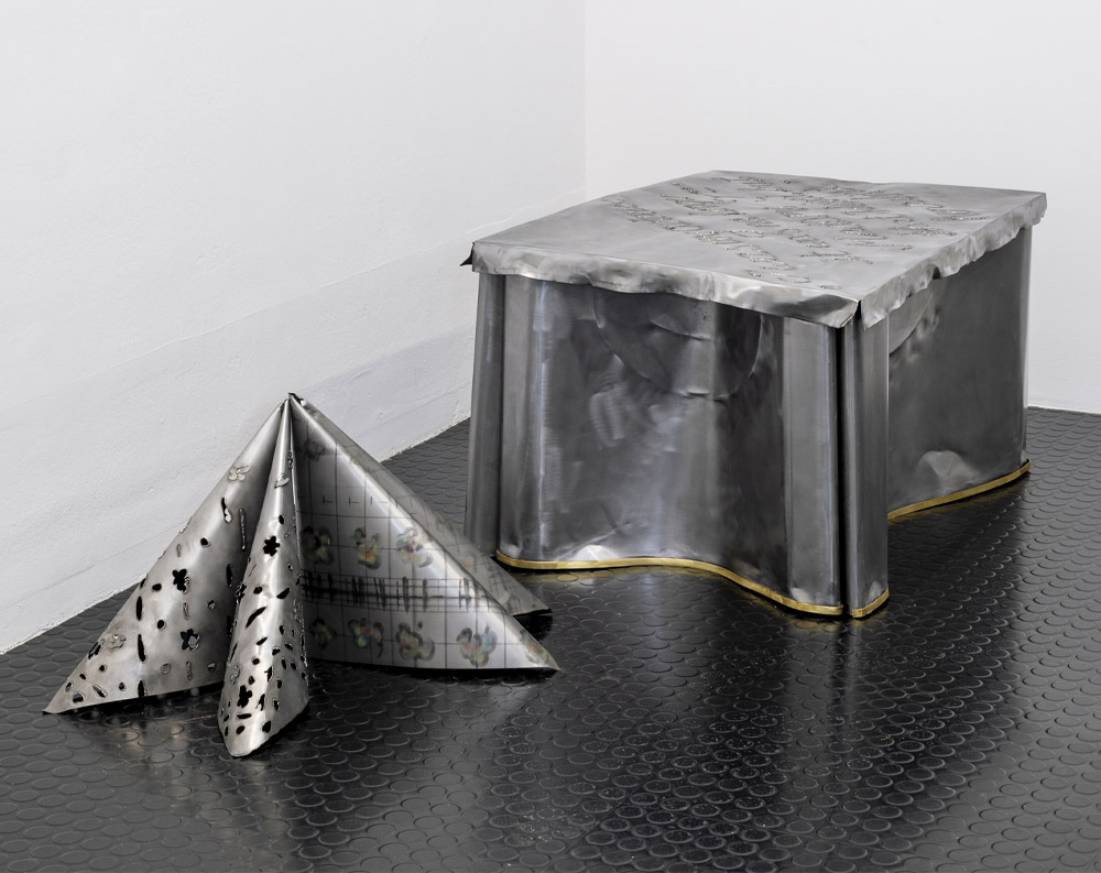 PETITE MAISON (divorced from function) — Antonia Nannt @GROTTO, Berlin