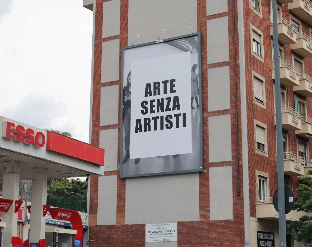 BLACKOUT — SKYGOLPE public intervention @Milan