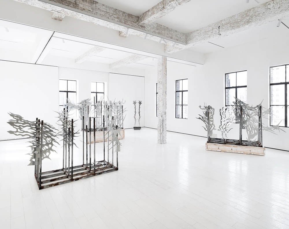 A BLADE UNHELD — Ruiji Han @Galerie Dengyun, Shanghai