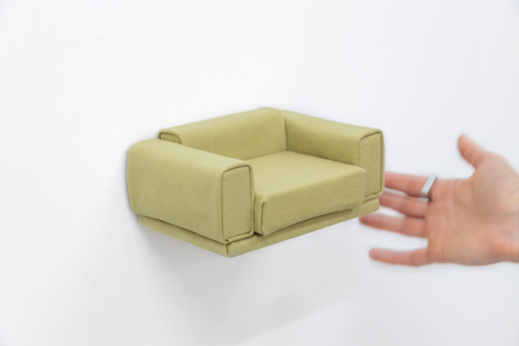 NEVER SITTING STILL —  Živa Drvarič @EMERGE Project Space, Pescara, Italy